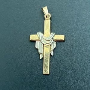 14k Yellow Gold Cross Pendant